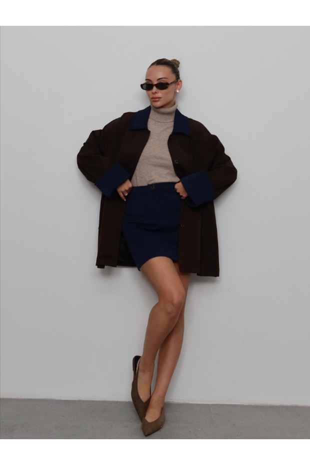 طقم سترة وتنورة من قماش الجبردين - 3