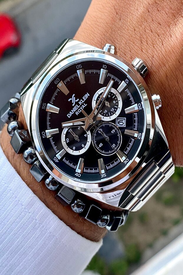 New Season Stainless Steel Strap Men's Watch, 3ATM Waterproof+ Free Bracelet Included
