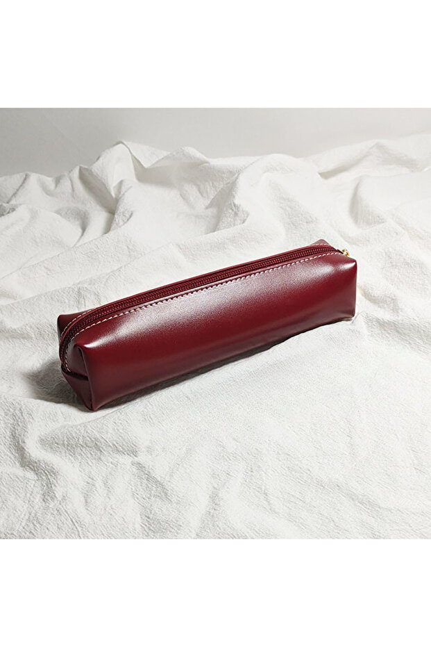 Red Oily Synthetic Faux Leather Texture Pencil Case - Small Capacity Retro Minimalist School & Offic