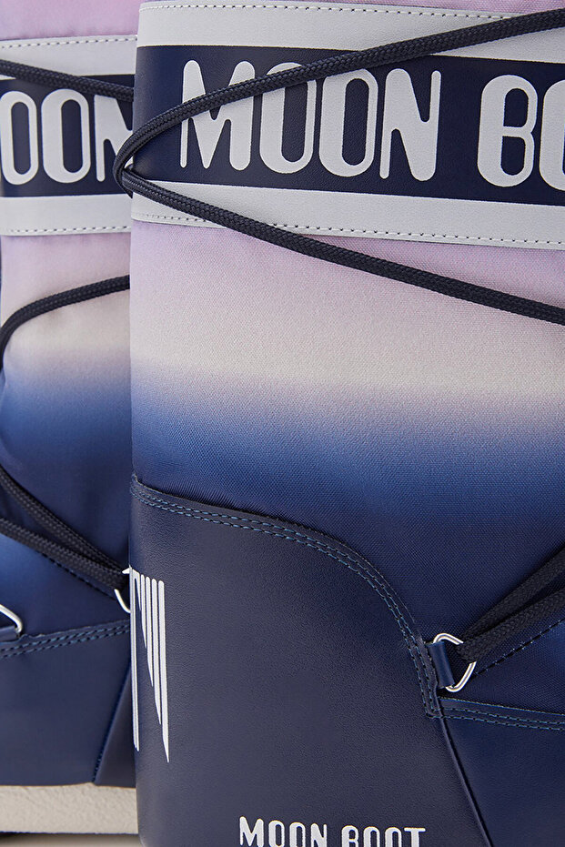 Kadın Bot 1402920 - 4