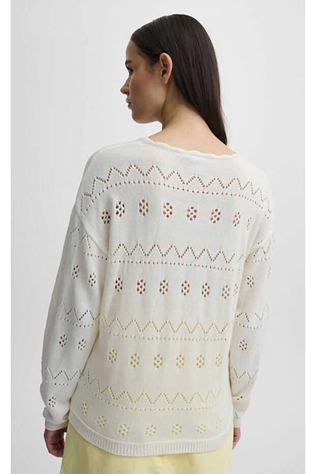 Pulover Whisper White - 2