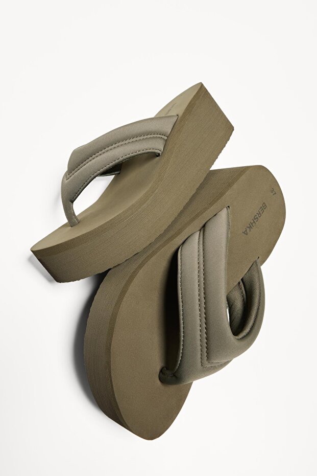 Kapitone platform sandalet - 5