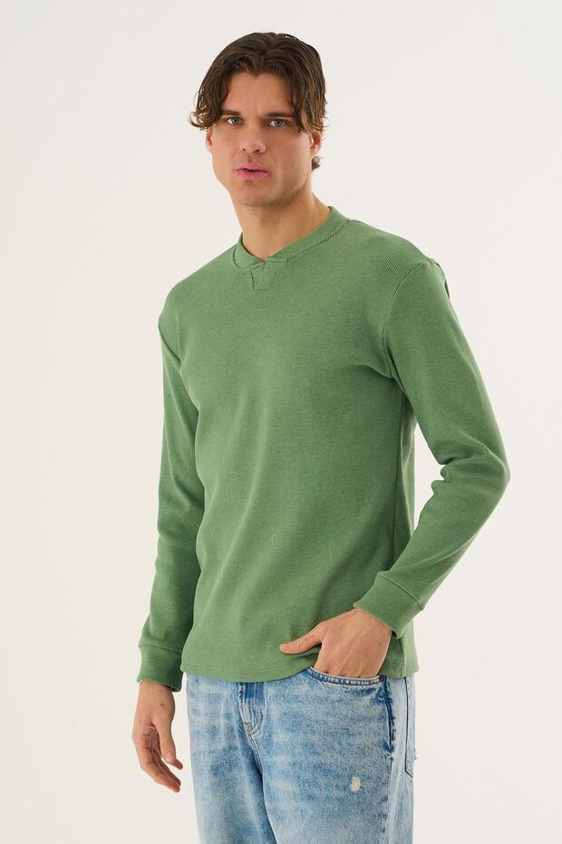 Ribbed Long Sleeve Sweatshirt