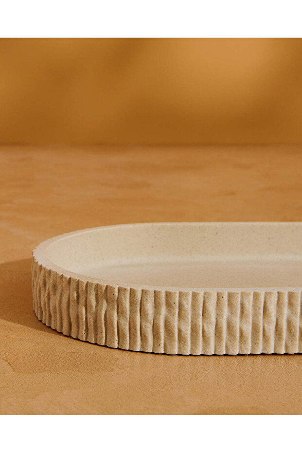 صينية مستلزمات مستطيلة الشكل ذات لون بيج مموج ومضلع - 3