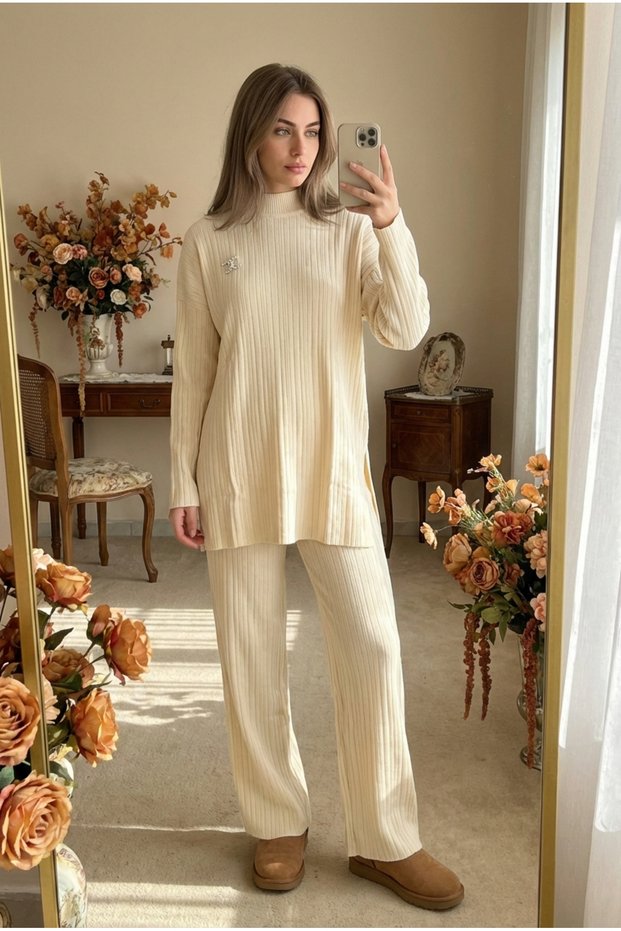Women's Brooched Cream Corded Knitwear Top and Bottom Set with Tunic and Trousers