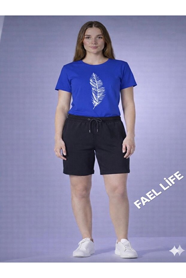 Unisex Oversize T-Shirt and Shorts Feather Printed Set