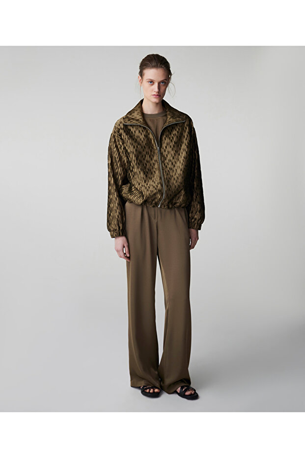 معطف بومبر ذو ملمس مميز - 5