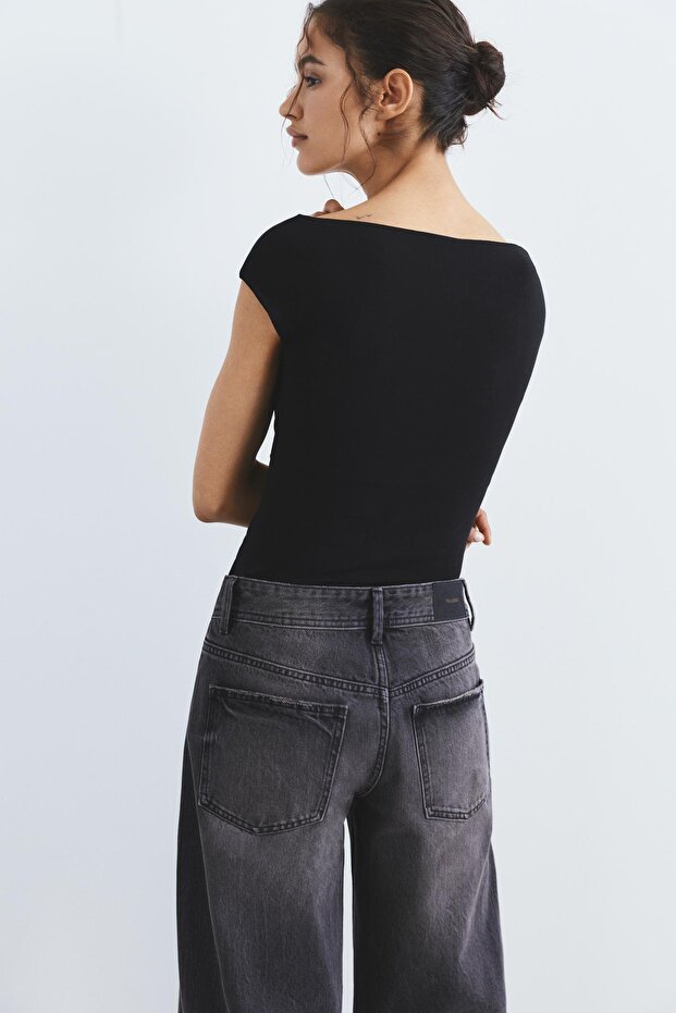 Kısa kollu body - 4