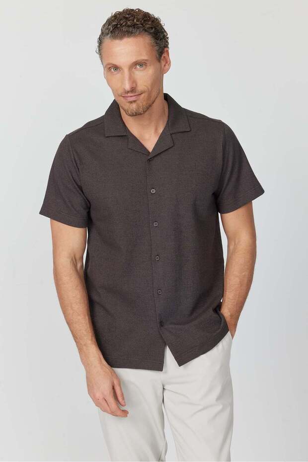 Men's Cuban Collar Short Sleeve Shirt
