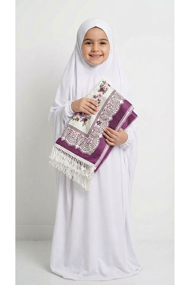 Luxury Islamic Kids Prayer Rug - Medium Size, Soft & Elegant