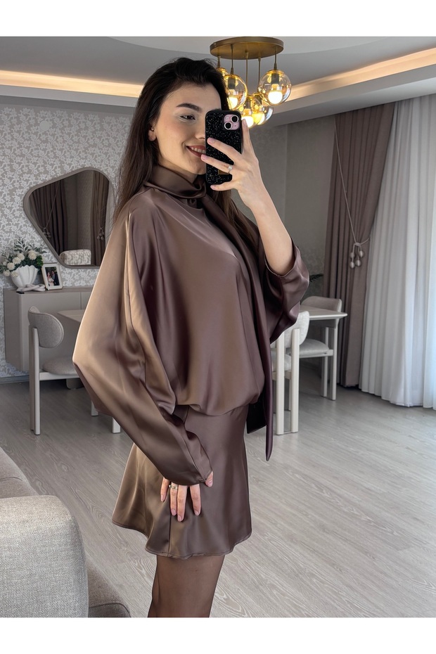 Saten mini elbise - 4