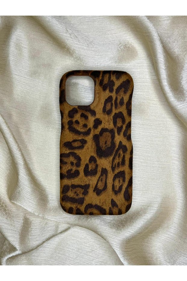 iPhone 13 - 14 Compatible Leopard Phone Case | Vintage Velvet Textured Patterned Soft Silicone Case