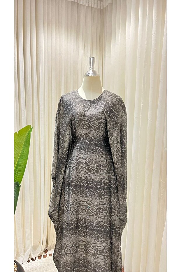 Embroidered shields - 4