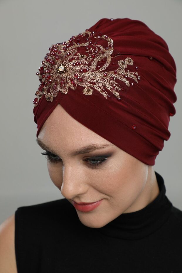 Ripped Lined Embroidered Burgundy Threaded Motif Ready-made Hijab Hijab Evening Dress Bonnet