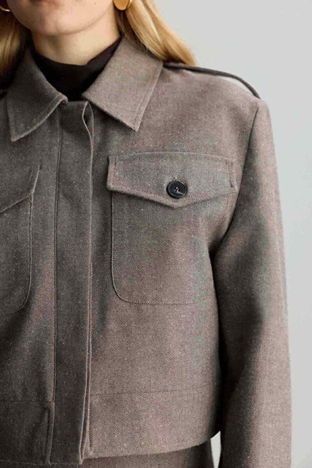 Fish Scale Patterned Short Jacket - 3