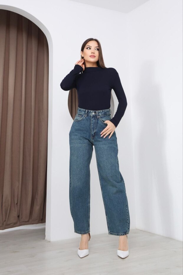 Women's Barrel Jean