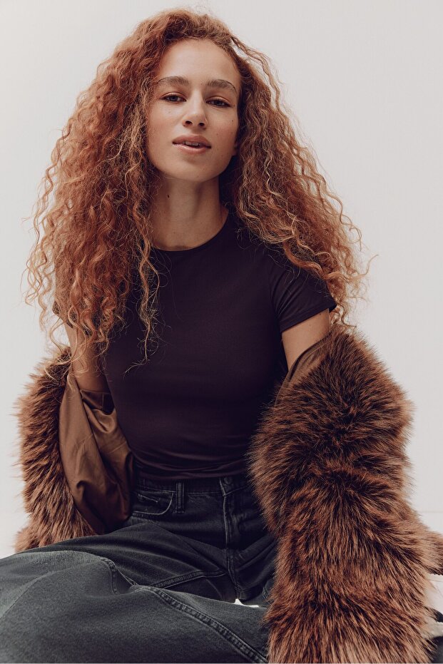 Bedene Oturan Tişört - 2