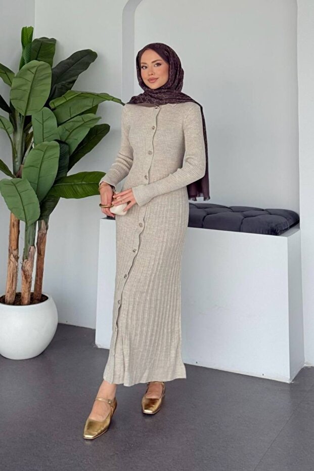 DÜĞMELİ ELBİSE - 1