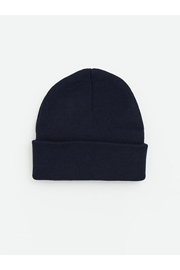 Classicmen's Knitwear Beanie for Style Enthusiasts from Uzg Store