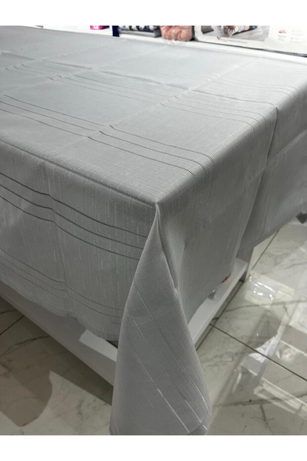 مفرش طاولة مخطط 160 × 220