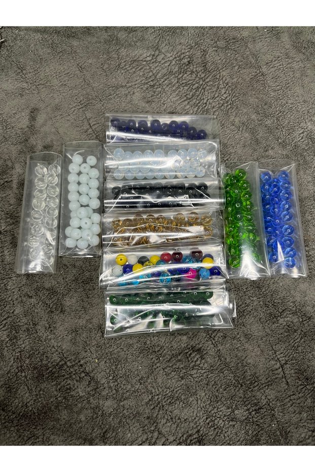 10 assorted colors, 30 glass beads each, totaling 300 jewelry beads in a set.