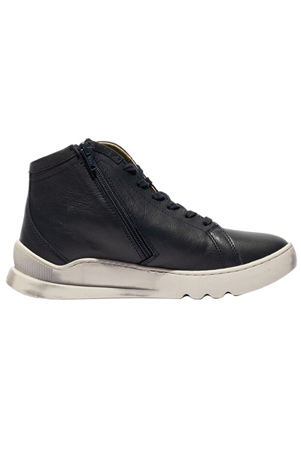 Sneaker - 3
