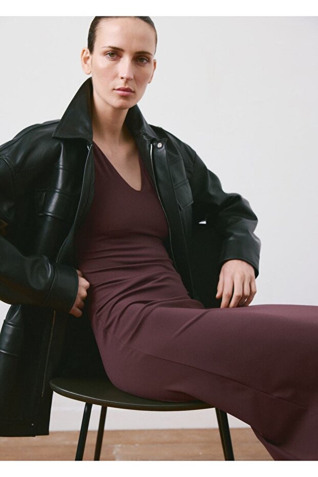 V yaka dar kesim elbise - 7