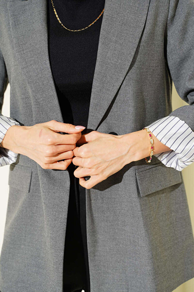 سترة بليزر مبطنة بالخطوط ومزودة بأزرار - 4