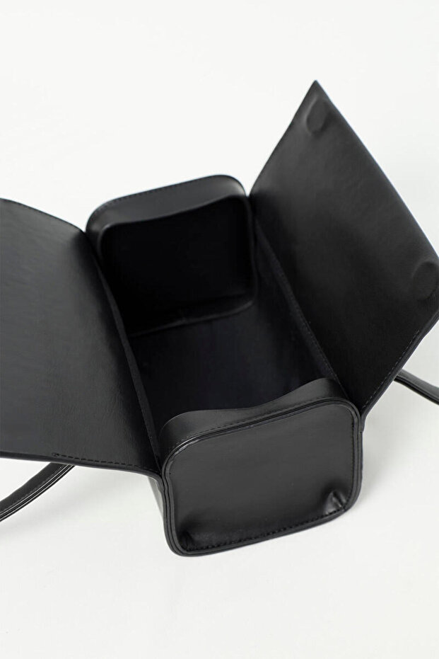 SİYAH KUTU ÇANTA - 5