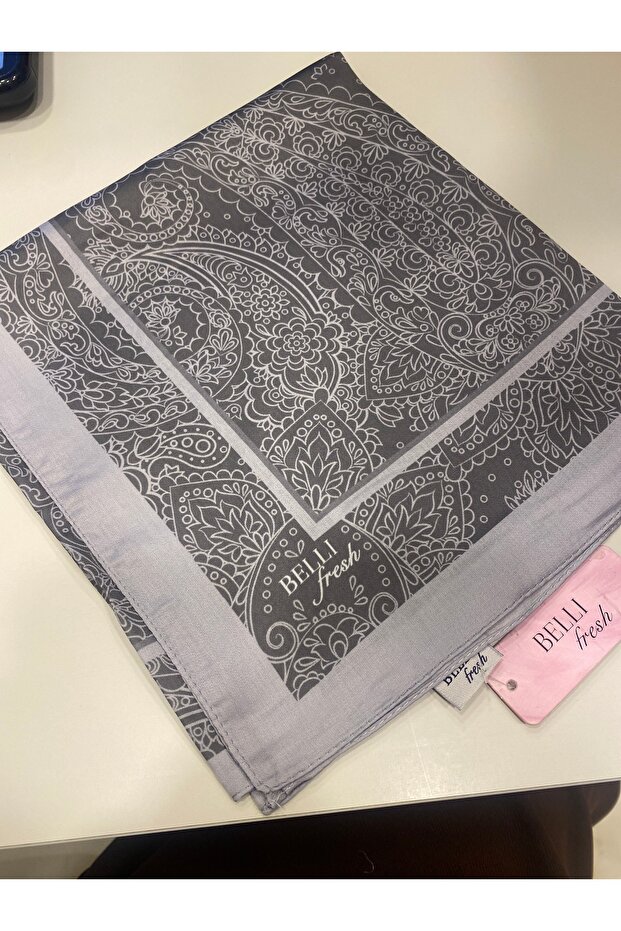 Fresh Twist Scarf