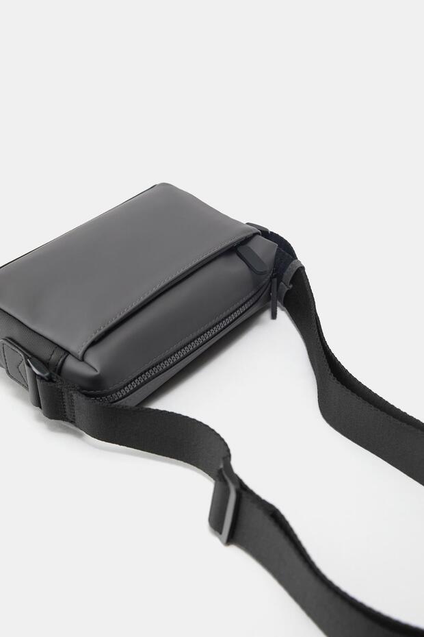 Kauçuk kaplamalı çapraz askılı çanta - 5