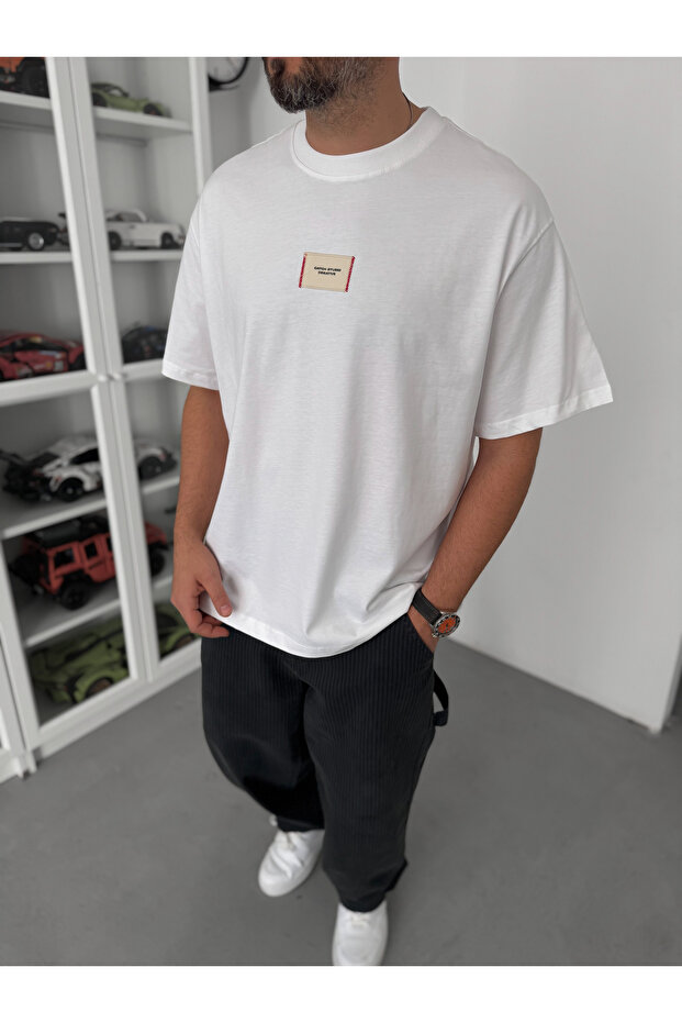 Beyaz Hasır Patchli Oversize T-Shirt C-023 - 1
