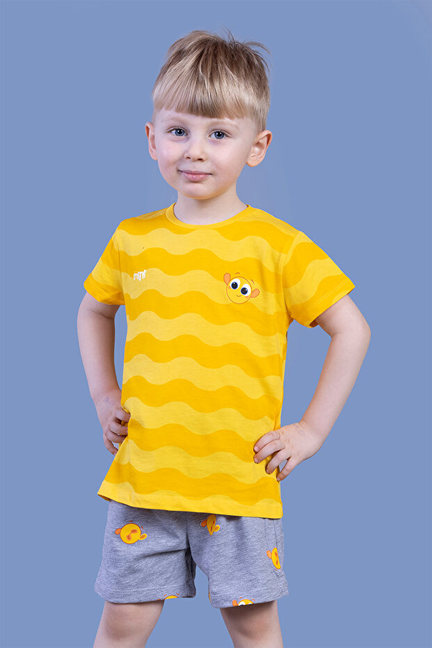 Boys' 2-Piece Set: Printed Crew Neck T-Shirt & Elastic Waist Pocket Shorts