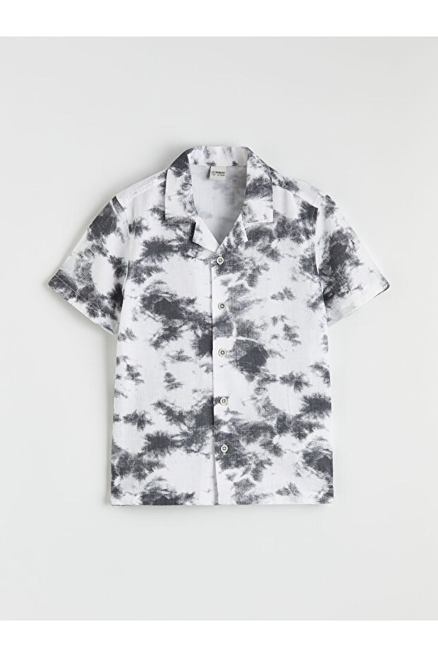 قميص للأولاد بتصميم باتيك أبيض