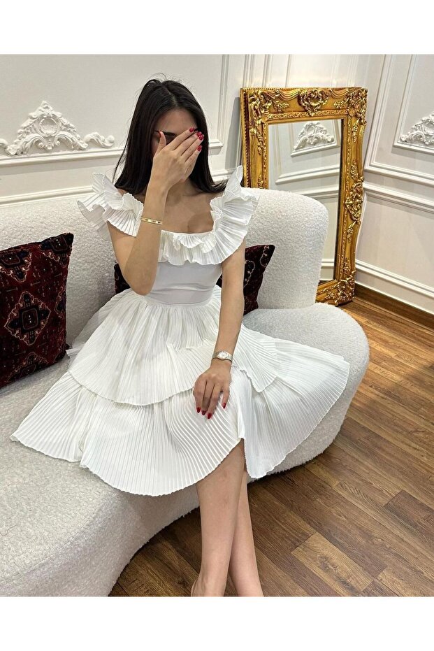 Attractive and Calm Dress - 1
