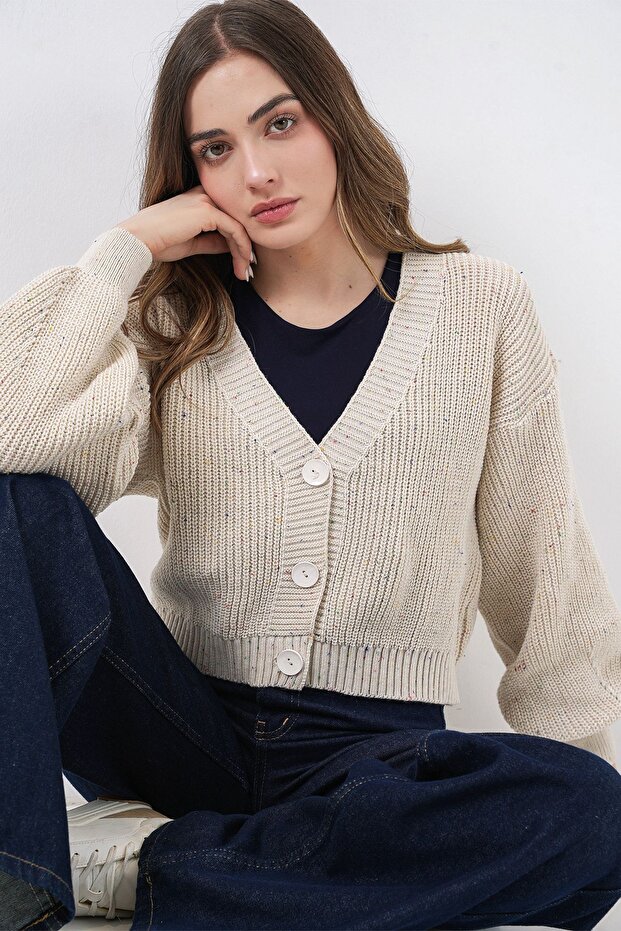 كارديجان قصير منقوش بأزرار من BDART - 3