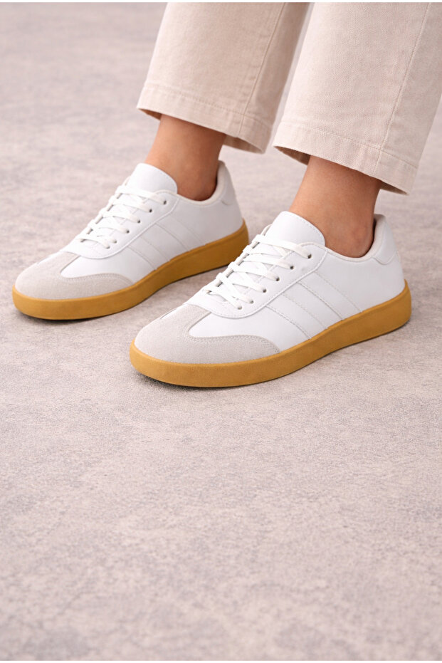 Unisex Casual Sneakers Comfortable Sole Lace-Up