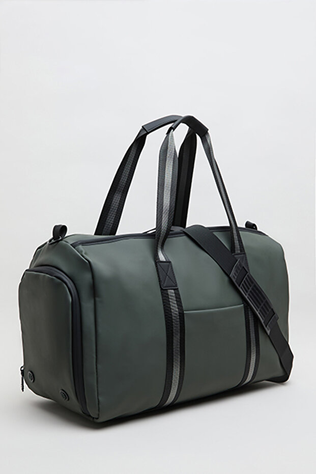 حقيبة سفر رجالية خضراء سادة - 3