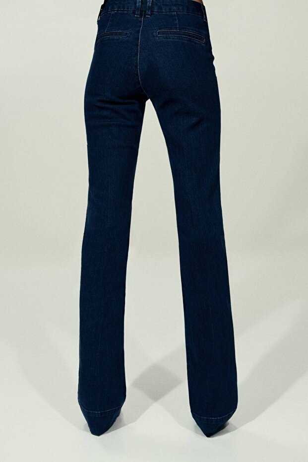 Flared High Jeans - 3