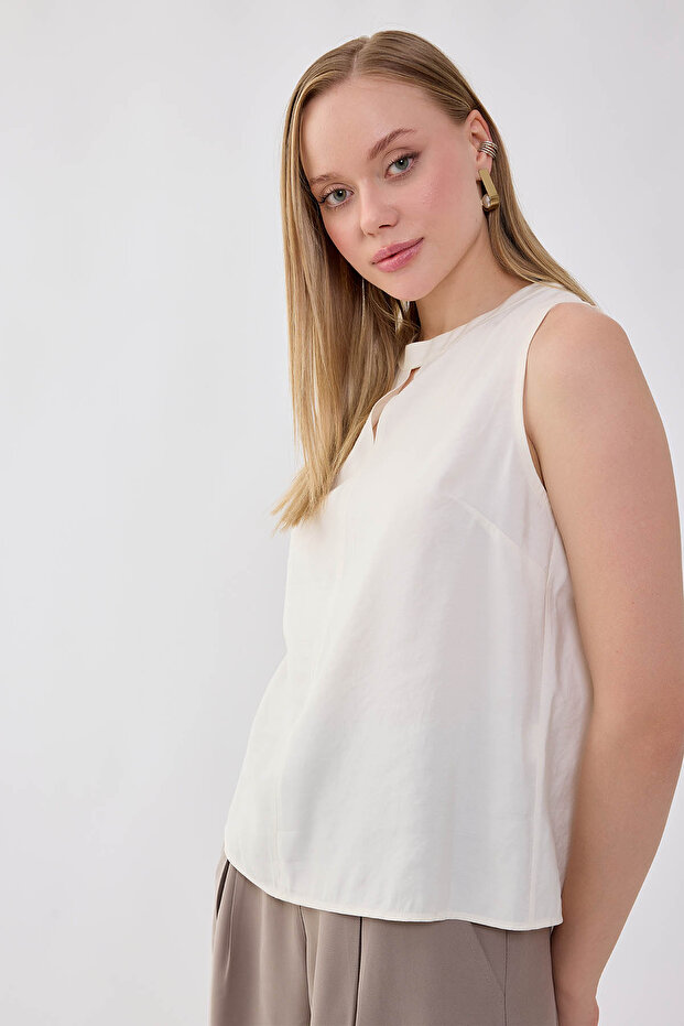 بلوزة أمامية مفصلة - 3