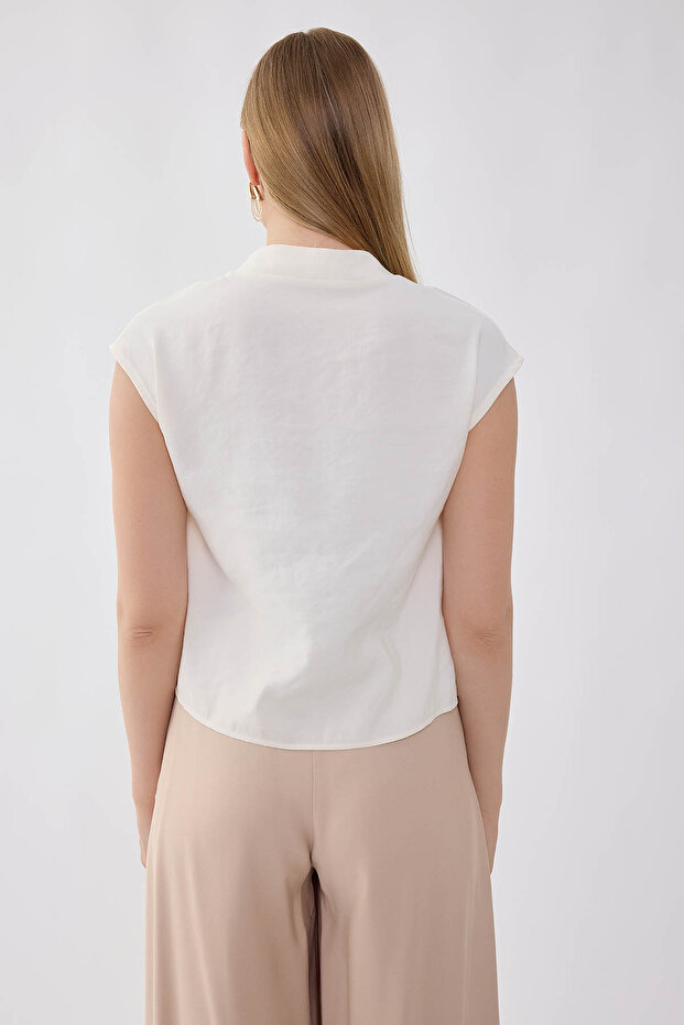 Buttoned Front V-Neck Blouse - 5