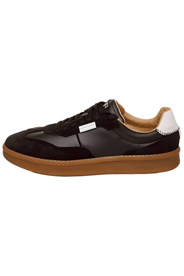 Sneaker - 2
