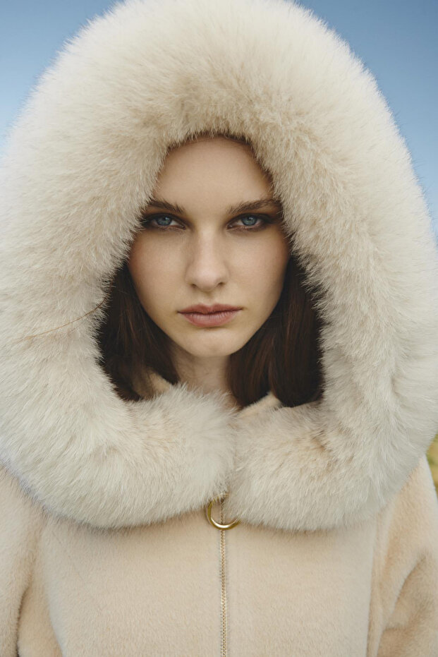 Beige Coat with Collar Detail and Belt 13962