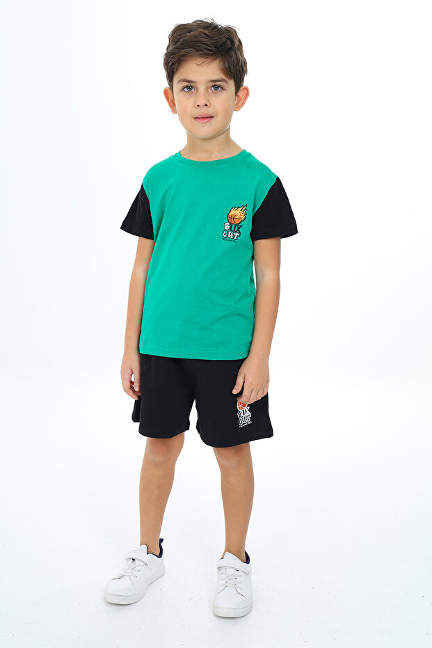 Boys' 2-Piece Set: Printed Crew Neck T-Shirt & Elastic Waist Pocket Shorts