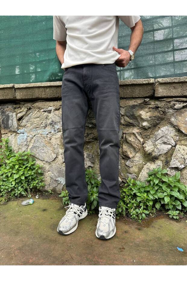 Regular Fit Jean Straight Leg Stretchable Comfortable Denim