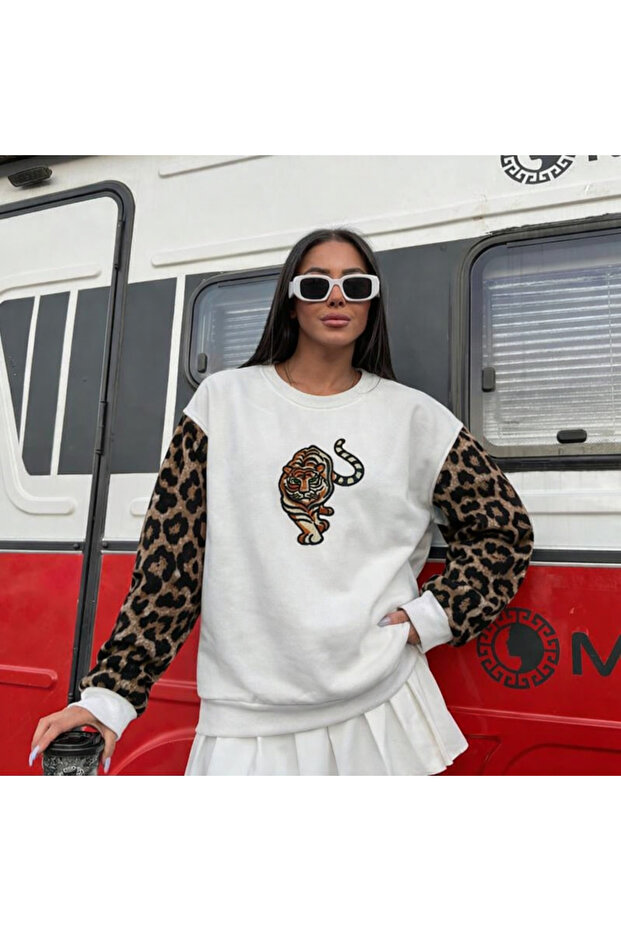 سويت شيرت بتفاصيل جلد الفهد - 1