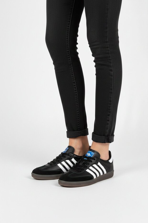 Elit Ikz1726 Women's Classic Sneaker Black - White