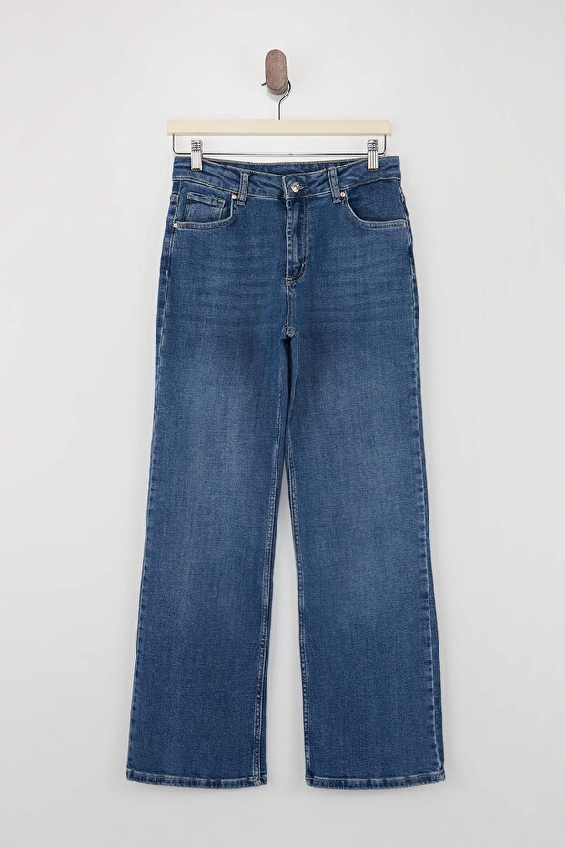 Premium Mavi Özel Kumaş Yüksek Bel Orta Esnek Straight Düz Kesim Jeans TWOSS26JE00147 - 10