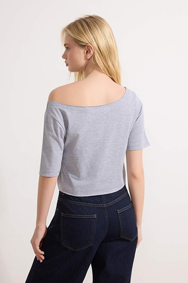 Lacivert-Gri Melanj 2'li Paket %100 Pamuk Asimetrik Kayık Yaka Crop Örme T-Shirt TWOSS25TS00194 - 7