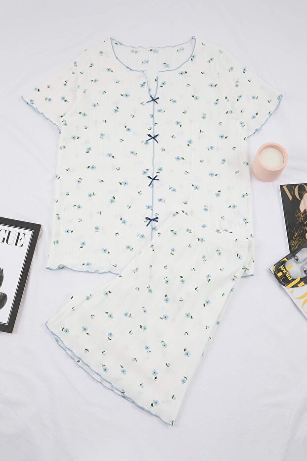 Beyaz Çiçek Desenli Kurdeleli Kaşkorse Büyük Beden Pijama Takımı TBBSS26AI00020 - 4